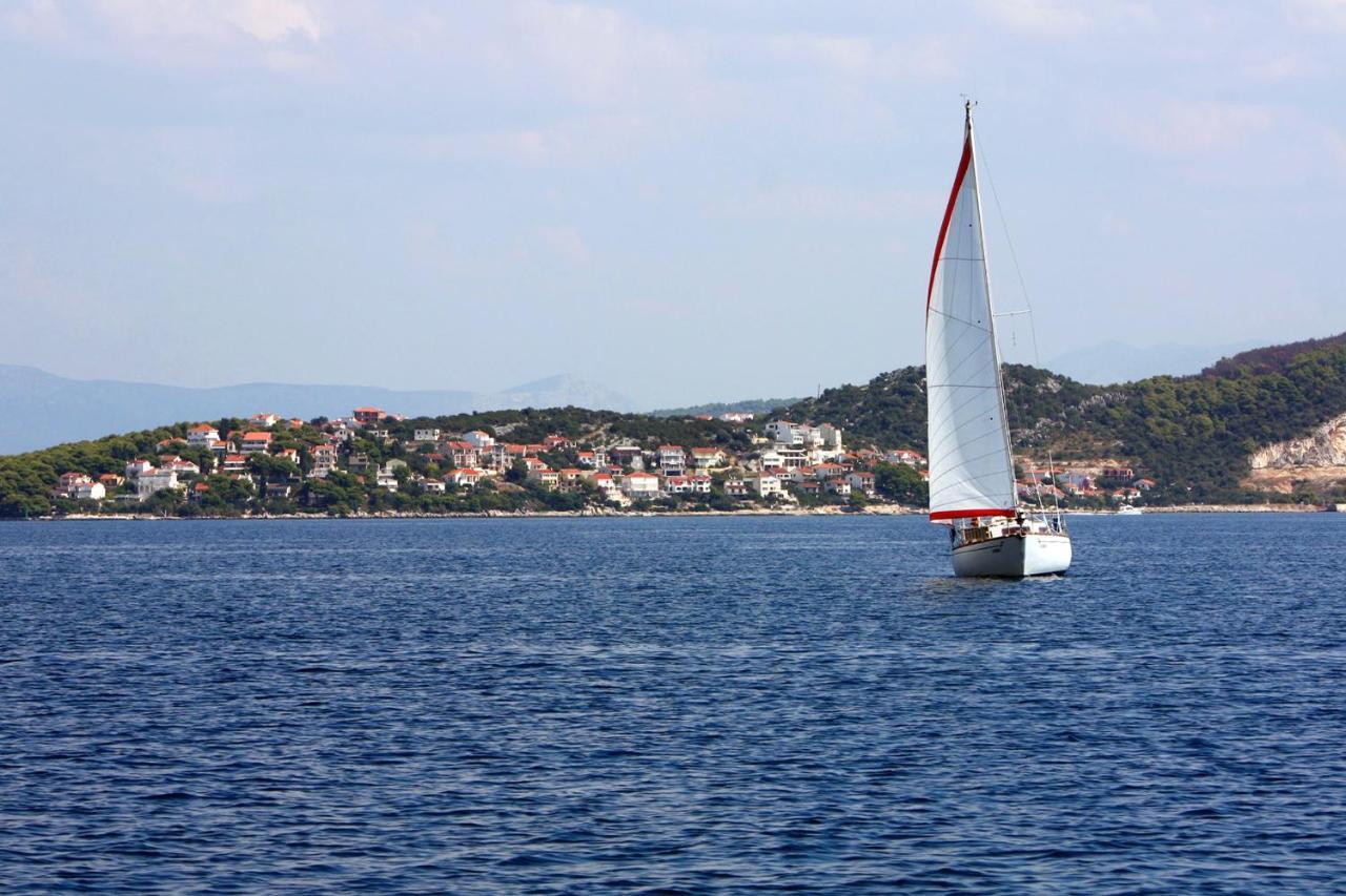 Apartments By The Sea Okrug Donji, Ciovo - 12502 Okrug Gornji Εξωτερικό φωτογραφία