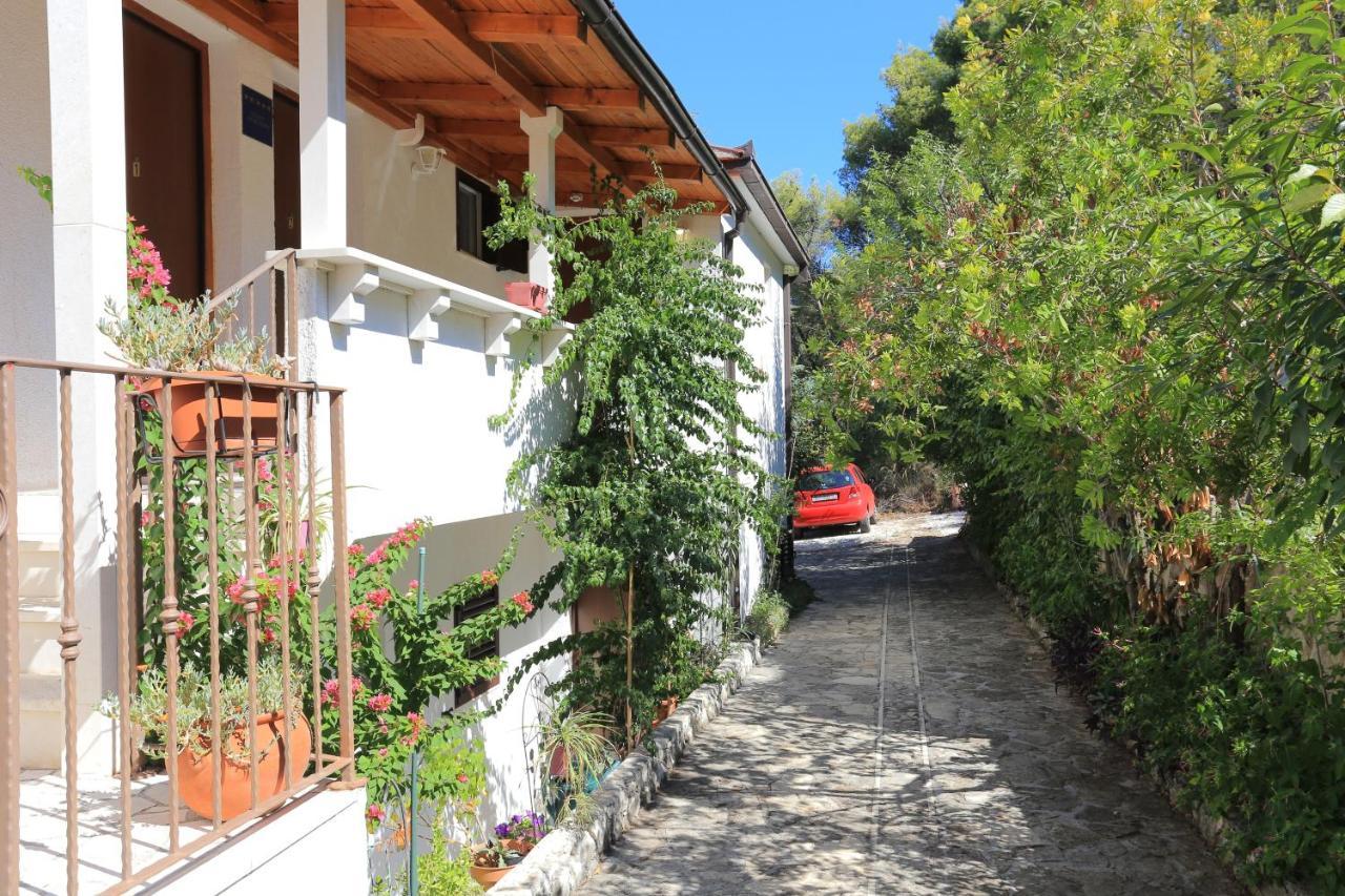 Apartments By The Sea Okrug Donji, Ciovo - 12502 Okrug Gornji Εξωτερικό φωτογραφία