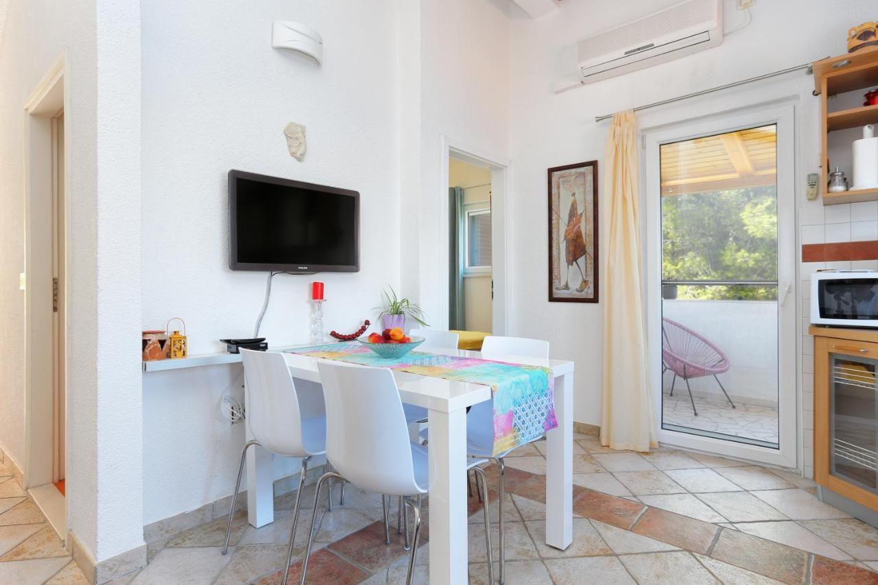 Apartments By The Sea Okrug Donji, Ciovo - 12502 Okrug Gornji Εξωτερικό φωτογραφία